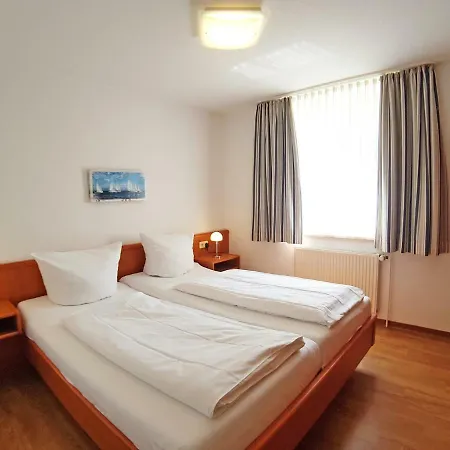 9 * Heiligenhafen